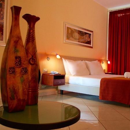 Meridian Hotel Guardia Piemontese Terme Dış mekan fotoğraf
