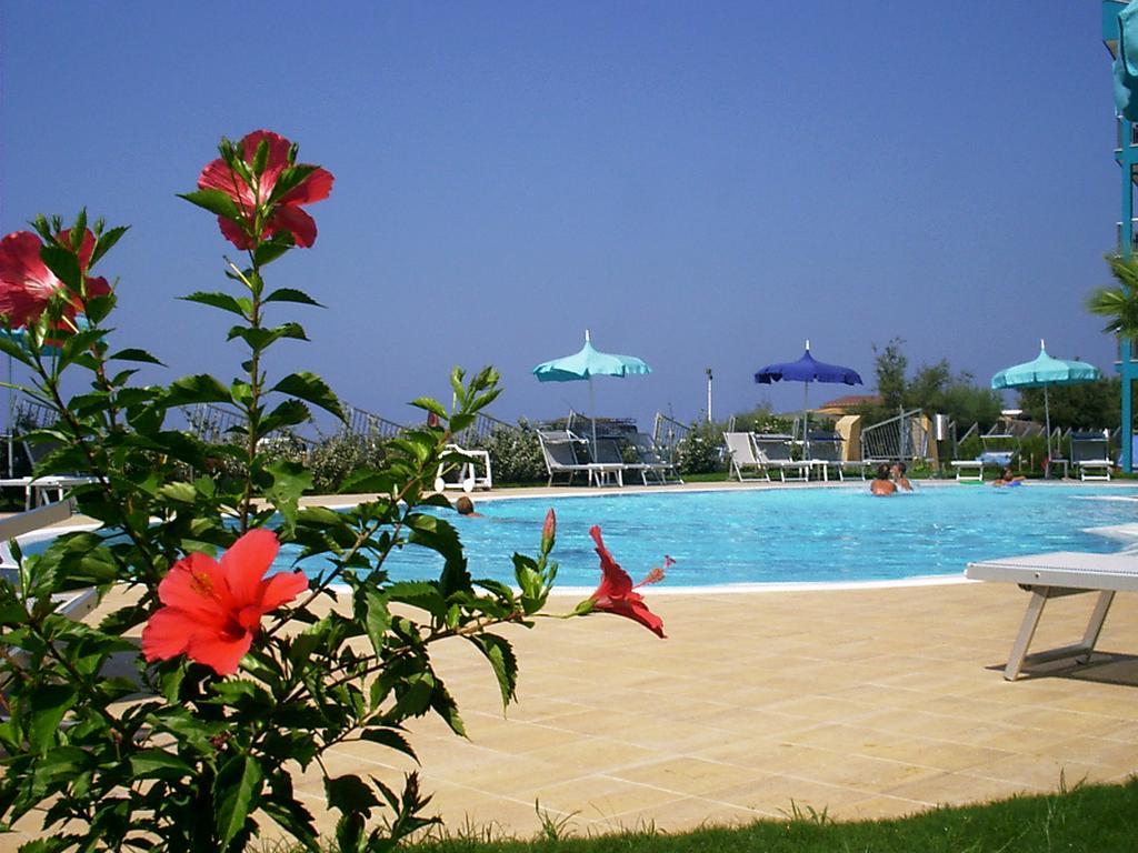 Meridian Hotel Guardia Piemontese Terme Dış mekan fotoğraf