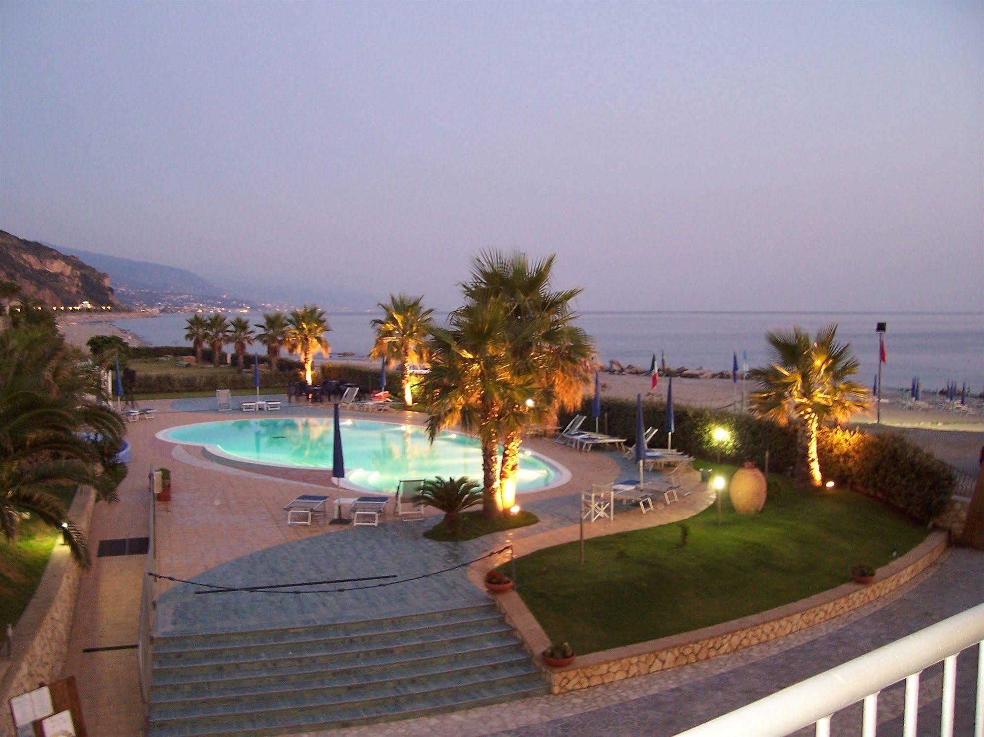 Meridian Hotel Guardia Piemontese Terme Dış mekan fotoğraf